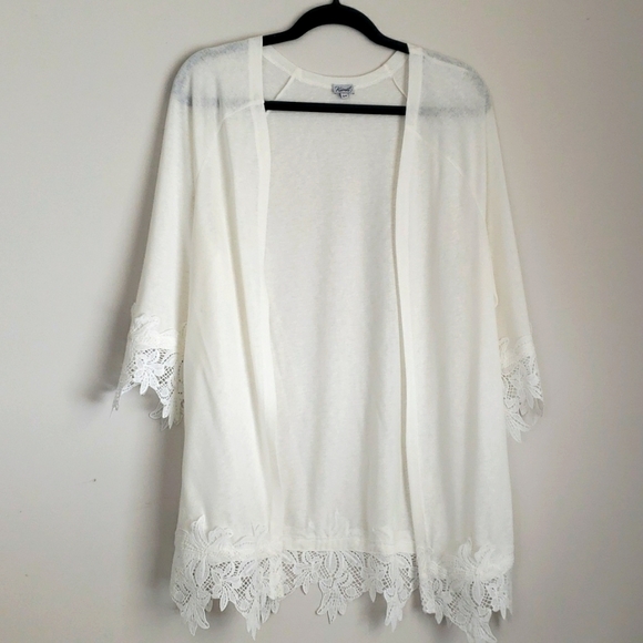 KISMET White Shawl - Picture 1 of 3